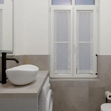 Centro I Palazzo Panfili Apartment Triest
